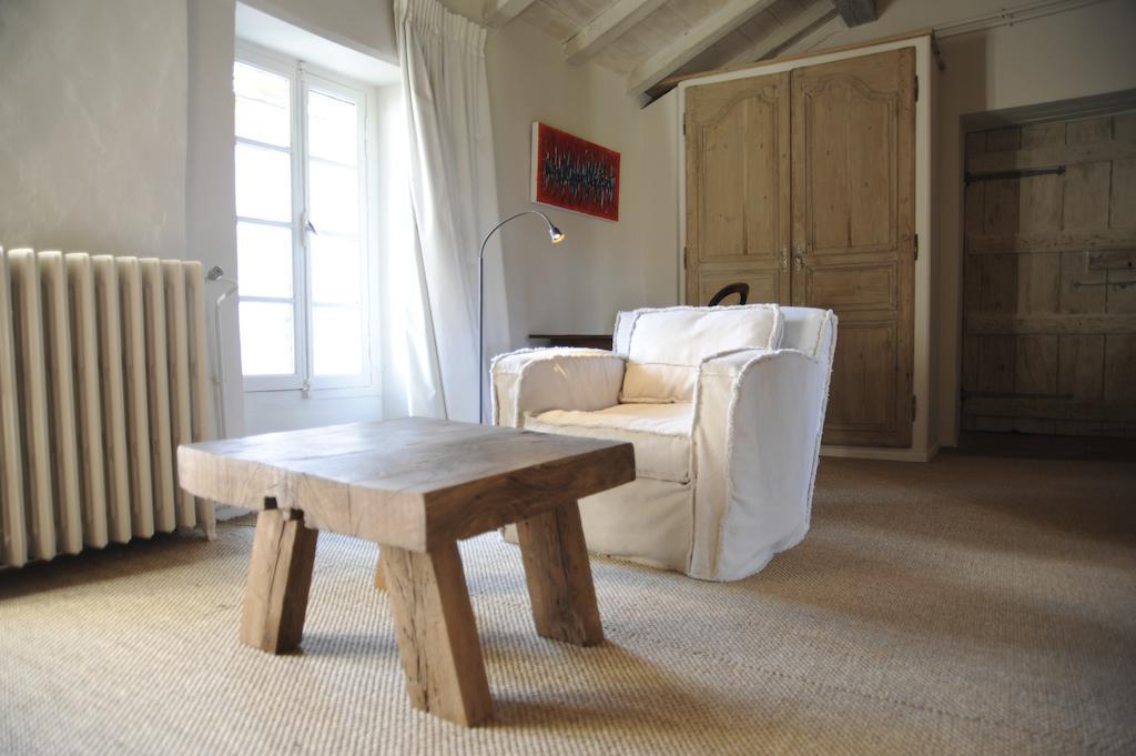 Chateau De Lerse Bed & Breakfast Perignac  Стая снимка
