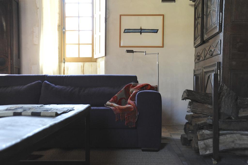 Chateau De Lerse Bed & Breakfast Perignac  Екстериор снимка