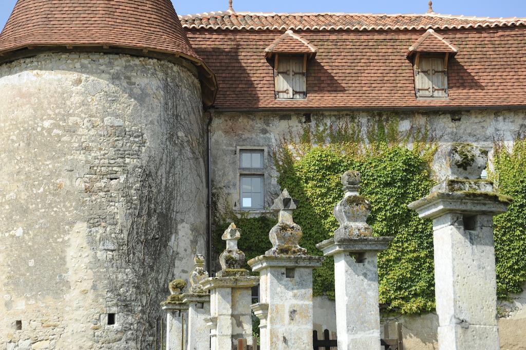 Chateau De Lerse Bed & Breakfast Perignac  Екстериор снимка