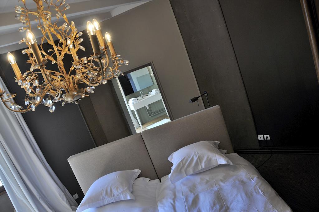 Chateau De Lerse Bed & Breakfast Perignac  Екстериор снимка